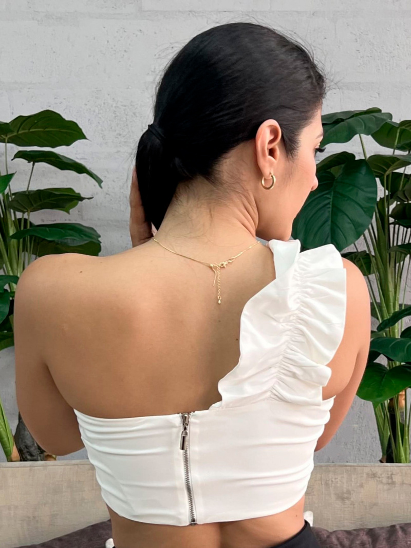 CROP TOP MEDIO BESO CON GOLA FRUNCIDA - Image 4
