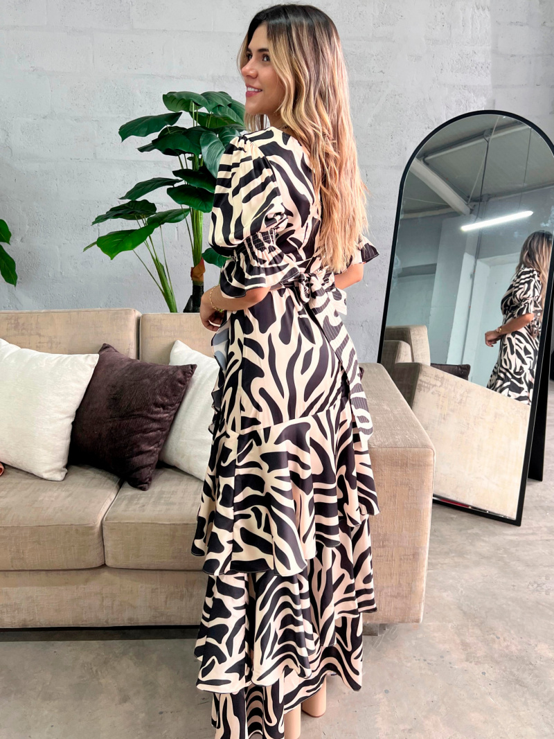 VESTIDO ESCOTE CRUZADO FALDA ASIMETRICA DE GOLAS Y LAZO CON COSTURA - Image 2