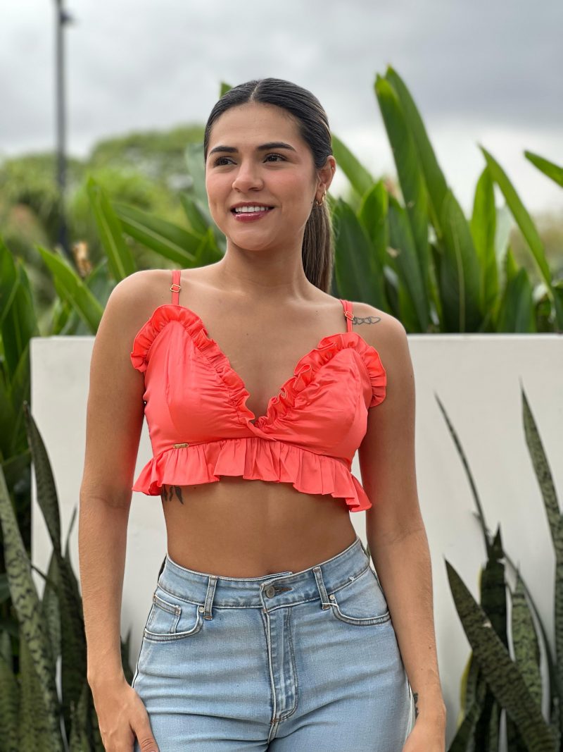 CROP TOP DE TIRAS GOLAS MINI EN BUSTO CRUZADAS Y GOLA FRUNCIDA EN CINTURA - Image 4