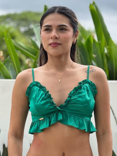 CROP TOP DE TIRAS GOLAS MINI EN BUSTO CRUZADAS Y GOLA FRUNCIDA EN CINTURA