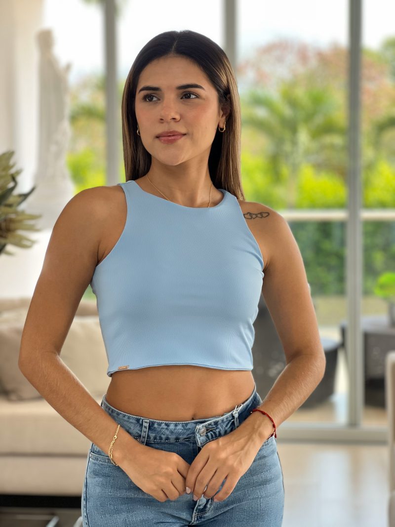 crop top manga sisa corto ajustado - Image 2