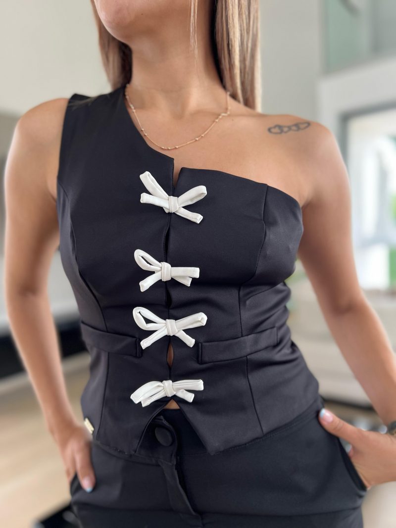 Crop top medio beso con corbatas combinadas - Image 2