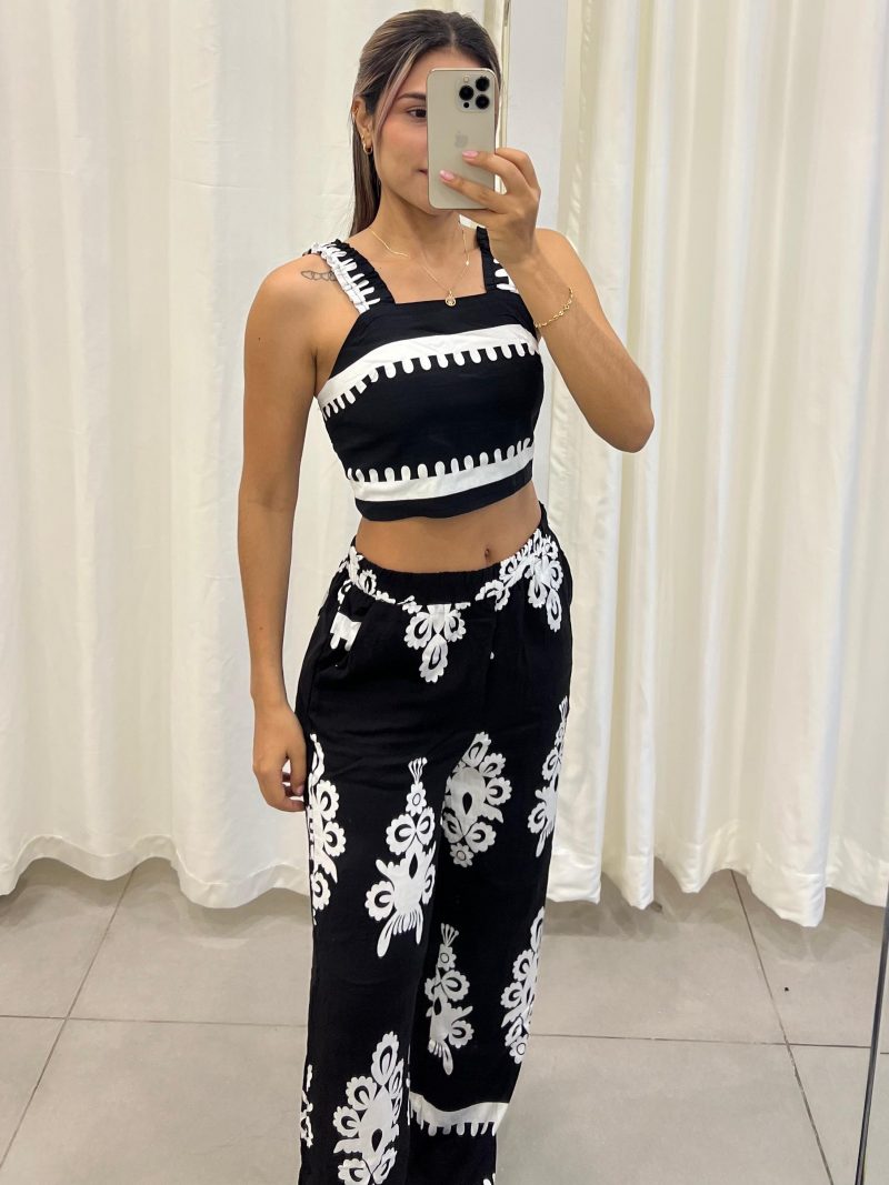 Conjunto de top y pantalón - Image 3