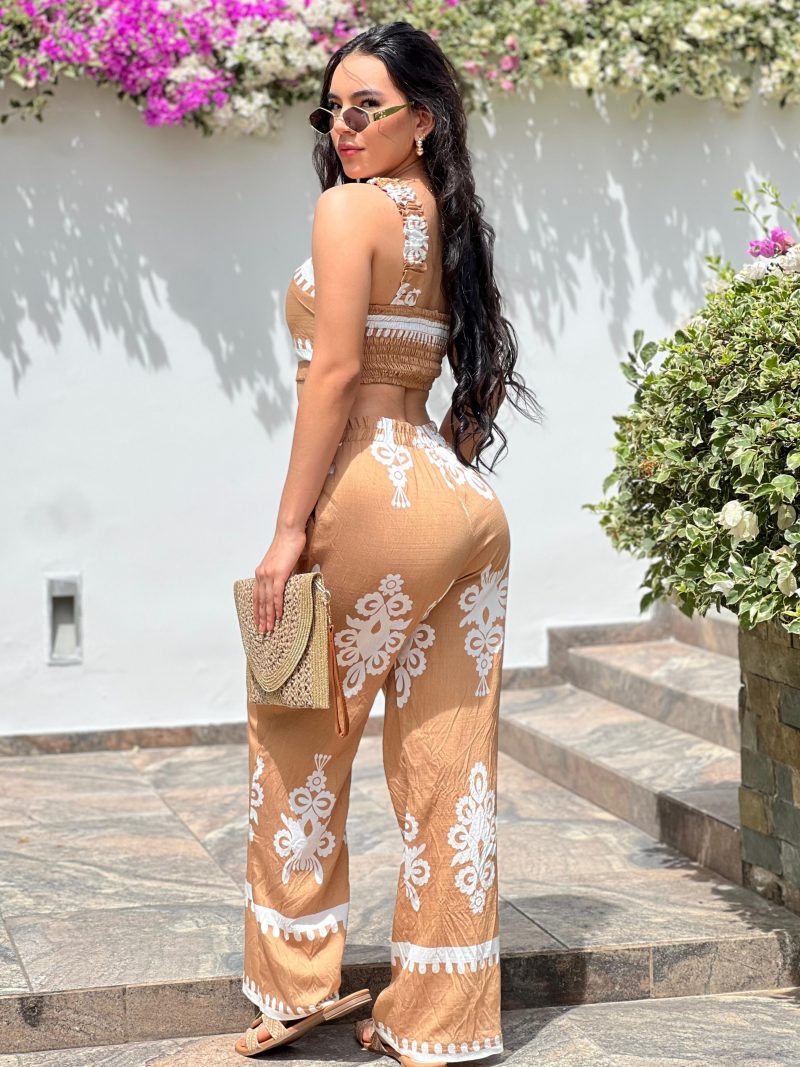 Conjunto de top y pantalón - Image 2