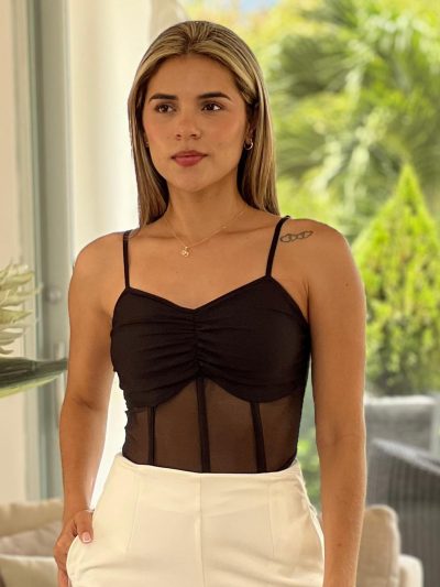 crop top con mayatex y harillas con busto y arrunchado