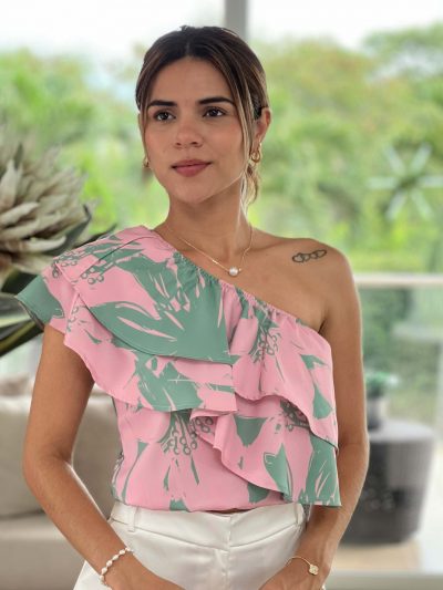 CROPTOP MEDIO BESO CON GOLAS SEGUIDAS Y ENCAUCHADO ABAJO